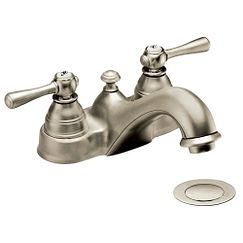 Llave de dos manerales con acabado en níquel cepillado y arco bajo para baño