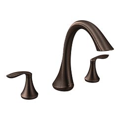 Llave de dos manerales con acabado aceitado y arco alto para tina romana